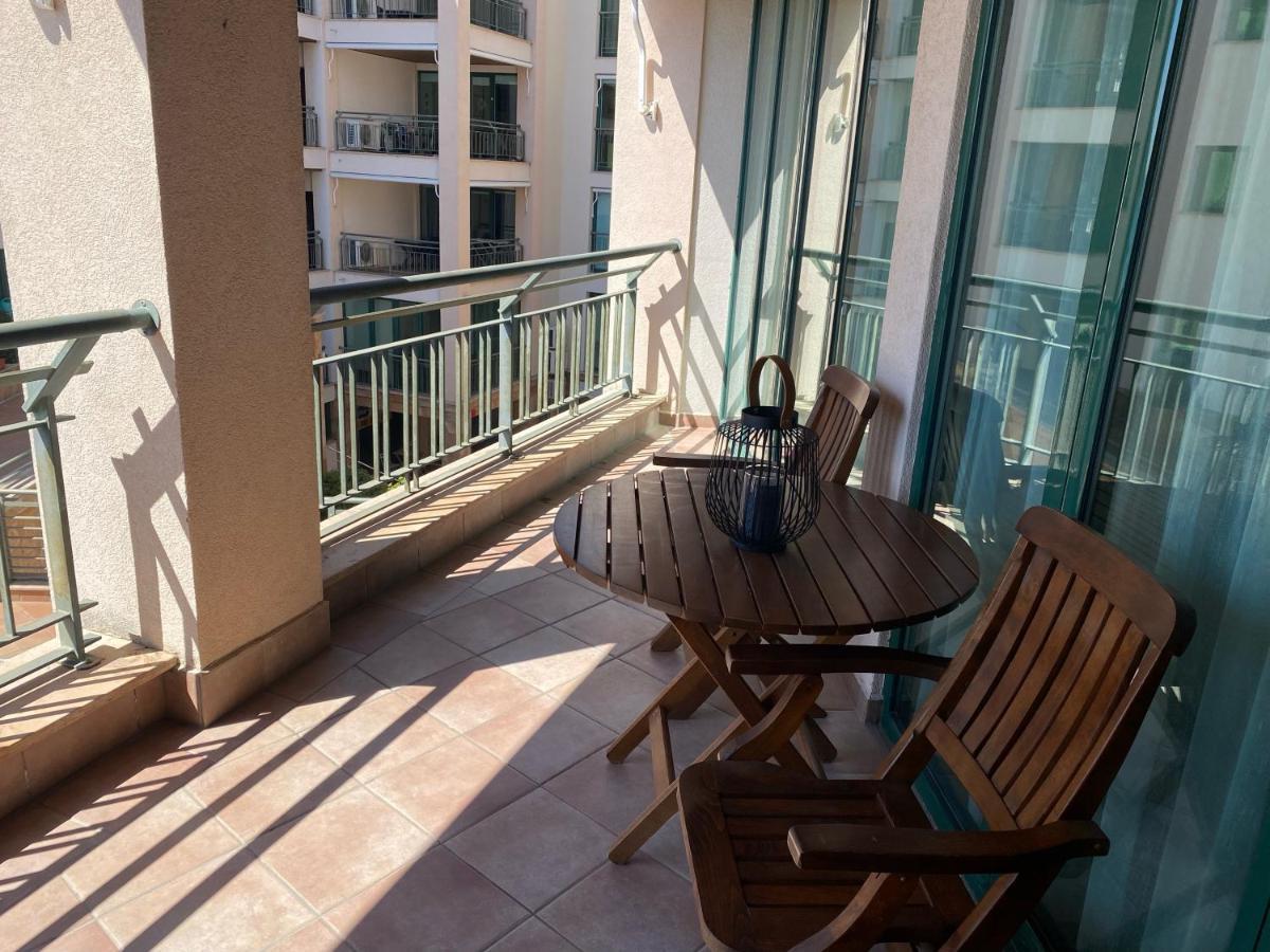 Port Balchik Apartment Bagian luar foto