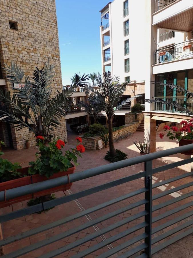Port Balchik Apartment Bagian luar foto