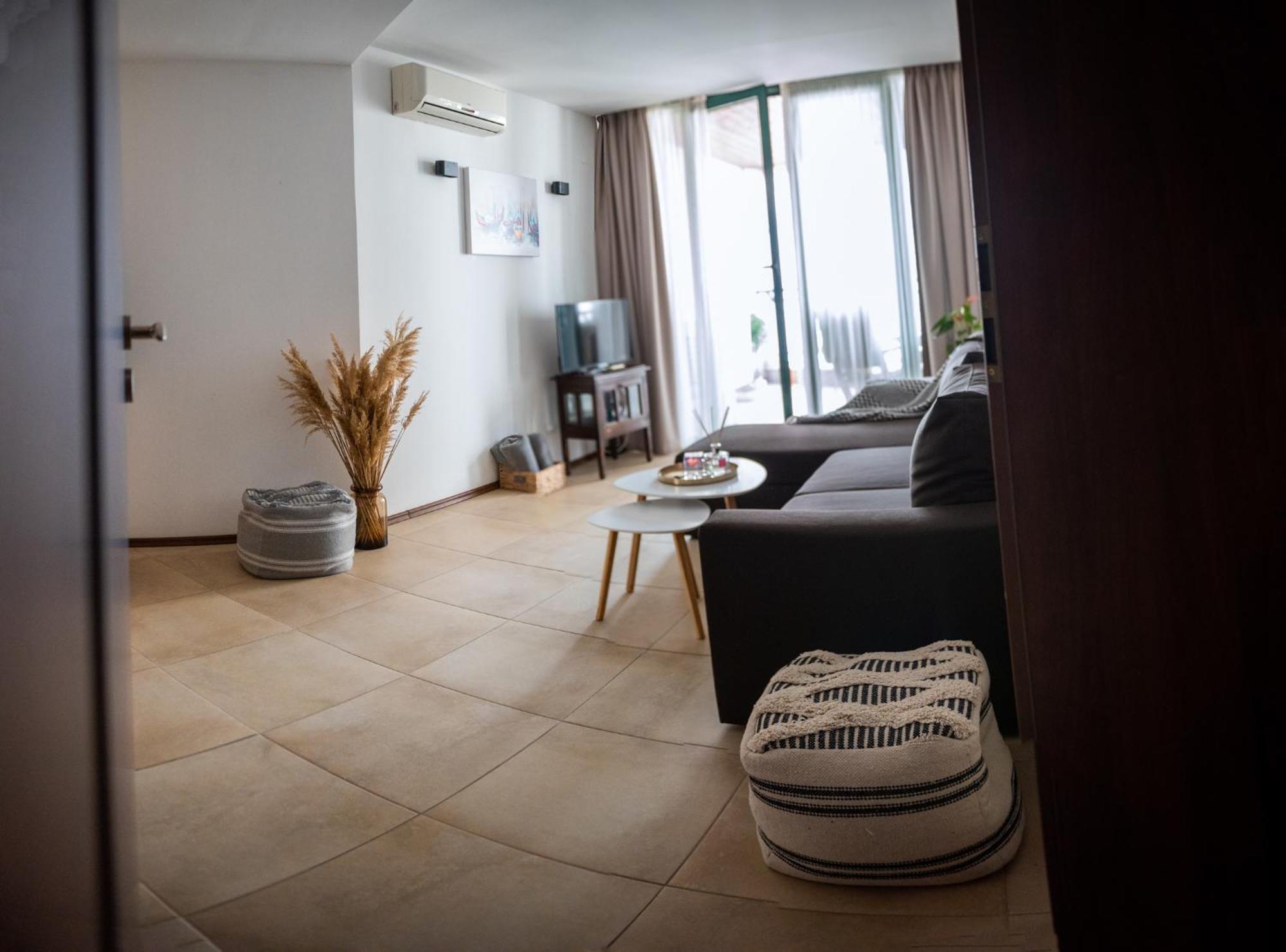 Port Balchik Apartment Bagian luar foto